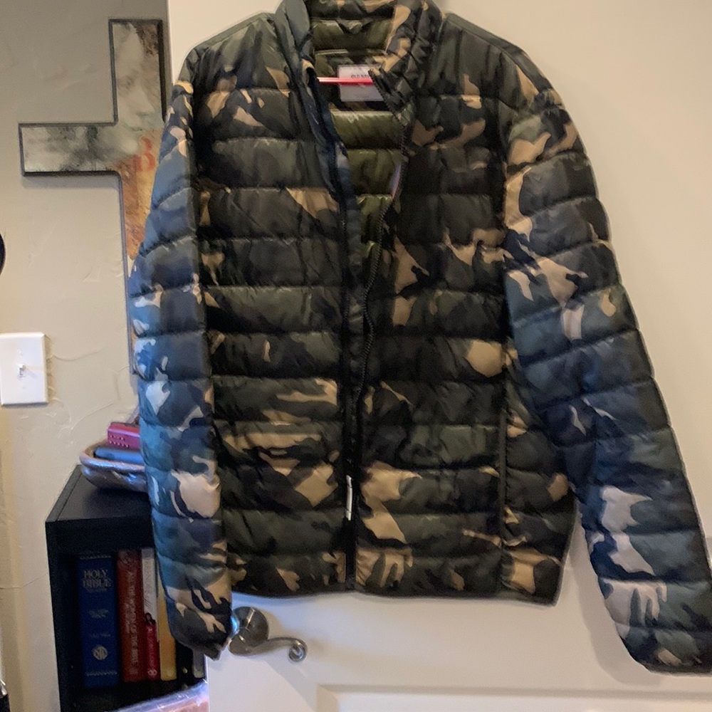 Light weight jacket like new